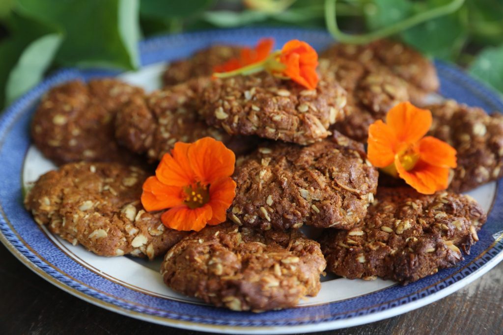 Anzac Biscuits with Reishi and Hemp Vegan Protein